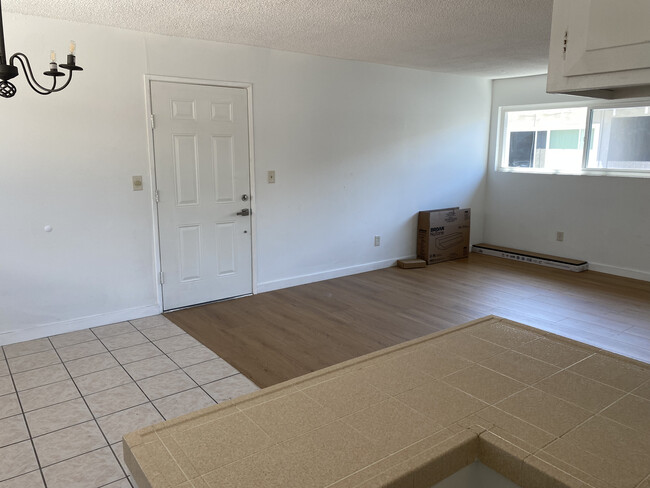 1313 Beryl St, Unit D in Redondo Beach, CA - Building Photo - Building Photo