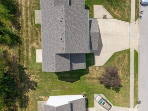 5716-5718-5718 Canaveral Dr in Columbia, MO - Building Photo - Building Photo