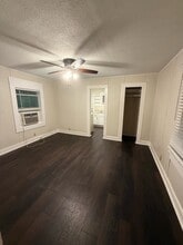 1859 29th Ave N in St. Petersburg, FL - Foto de edificio - Building Photo