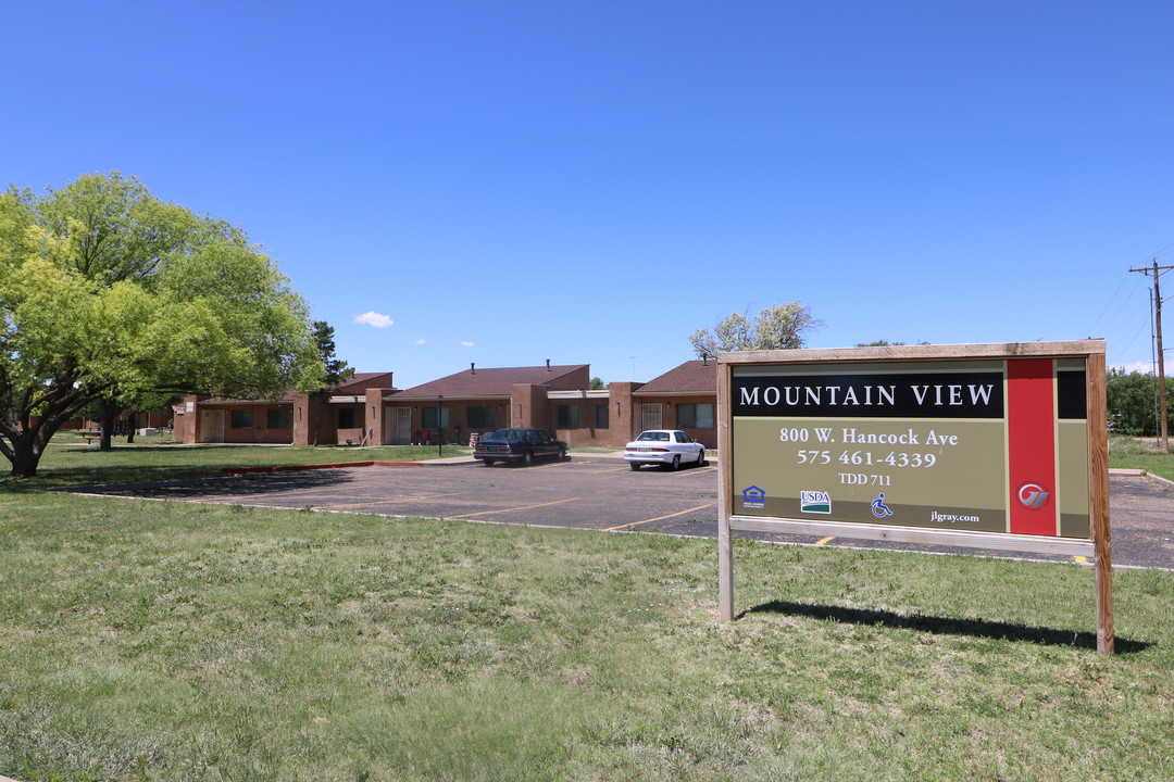 Mountain View in Tucumcari, NM - Building Photo