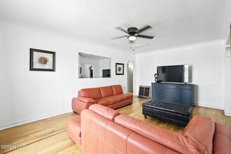 4505 Pershing Dr in El Paso, TX - Building Photo - Building Photo