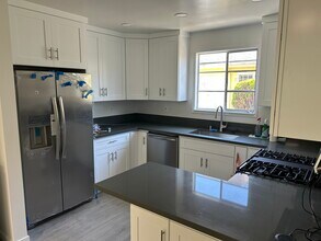 1517 9th St, Unit A in Santa Monica, CA - Building Photo - Building Photo