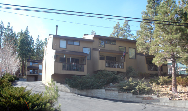 40415 Lakeview Dr in Big Bear Lake, CA - Building Photo - Building Photo