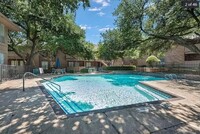 10566 High Hollows Dr, Unit 257 in Dallas, TX - Building Photo - Building Photo