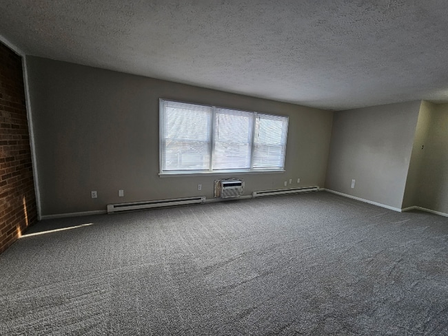 1400 Yale Ave NW in Canton, OH - Building Photo - Building Photo