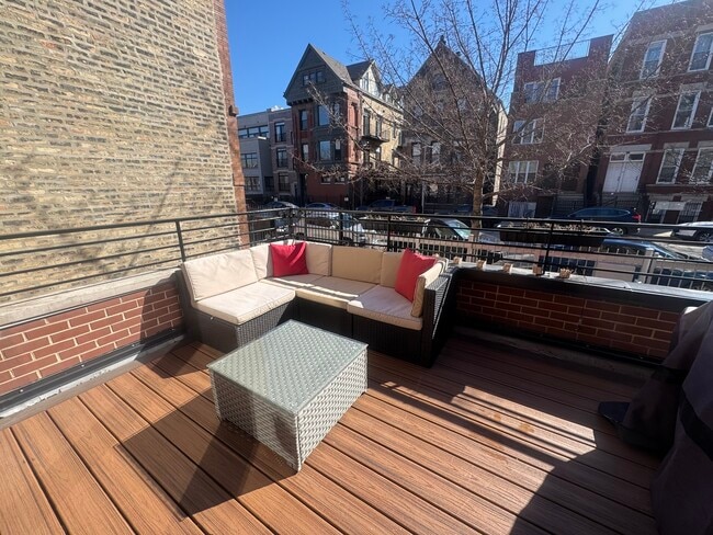 1308 N Bosworth Ave in Chicago, IL - Building Photo - Building Photo