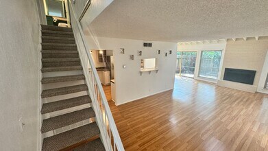 8903 Trone Cir in Austin, TX - Building Photo - Building Photo