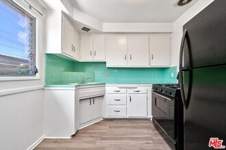 742 S Plymouth Blvd in Los Angeles, CA - Building Photo - Building Photo