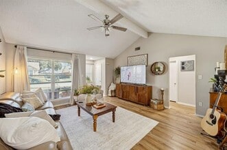 3003 Kathleen Ln in Euless, TX - Building Photo - Building Photo