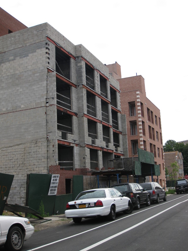 529-531 Maple St in Brooklyn, NY - Building Photo - Building Photo