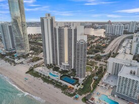 19111 Collins Ave, Unit 1607 in Sunny Isles Beach, FL - Building Photo