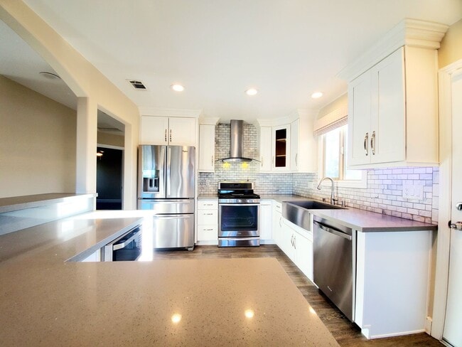 property at 224 Poinsettia Ave