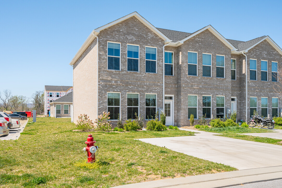 137 Marineris Cir in Martinsburg, WV - Foto de edificio