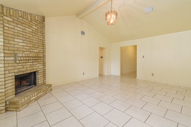 property at 3803 Lochmire Ln