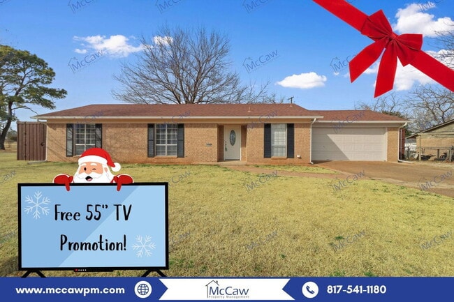 property at 308 E Fairlane Dr