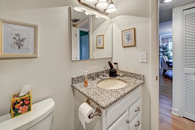 4821 S Landings Dr in Ft. Myers, FL - Building Photo - Building Photo