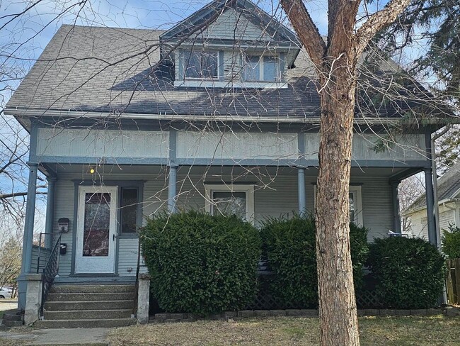 property at 514 N Prospect St