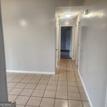 3981 Skidmore Ct in Decatur, GA - Building Photo - Building Photo