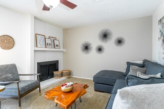 Mountain Village in El Paso, TX - Building Photo - Interior Photo
