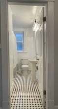909 Saint Rita Ave, Unit 2S in Clayton, MO - Building Photo - Building Photo