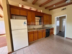 3918 Hogue Ave in Stockton, CA - Building Photo - Building Photo