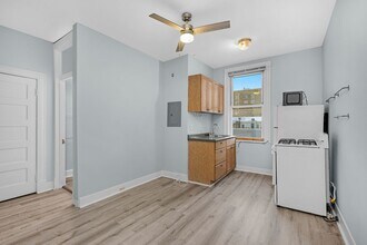 3114 N Calvert St in Baltimore, MD - Building Photo - Building Photo