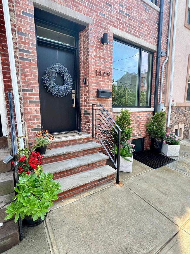 property at 1449 N 4th St