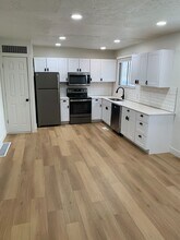 123 S McClelland St in Salt Lake City, UT - Building Photo - Building Photo