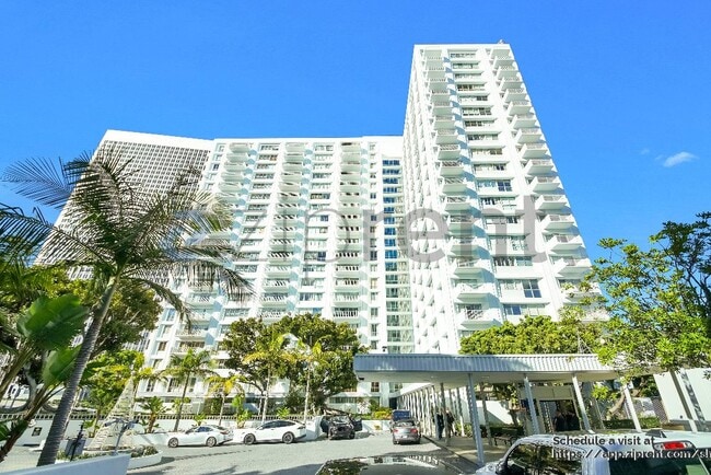 2160 Century Pk E in Los Angeles, CA - Foto de edificio - Building Photo