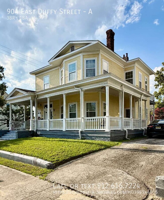 property at 904 E Duffy St