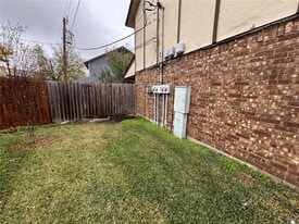 801 Bluebonnet Dr in Keller, TX - Building Photo