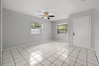 2715 63rd Terrace N in St. Petersburg, FL - Building Photo - Building Photo