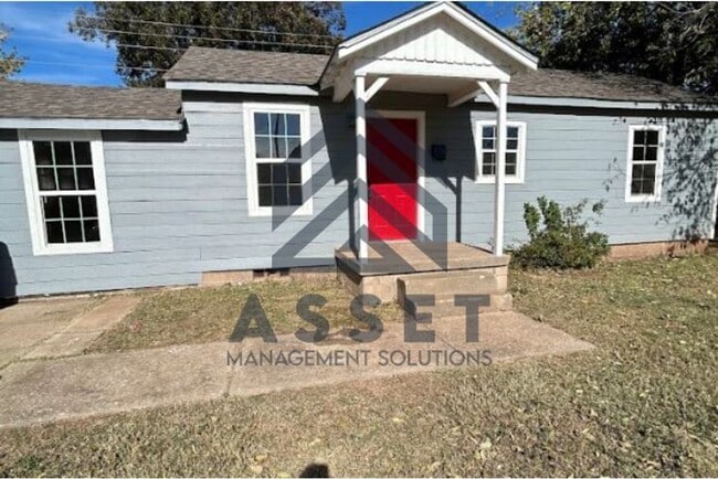 property at 129 SE 52nd St