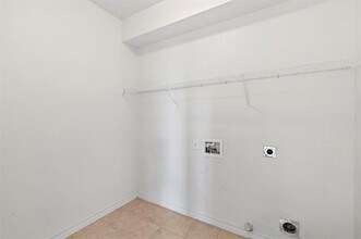 2782 Safe Harbor Dr in Lewisville, TX - Building Photo - Building Photo