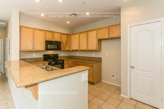 16730 Nicklaus Dr in Los Angeles, CA - Building Photo - Building Photo