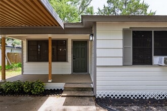 1848 Kipling St in Liberty, TX - Building Photo - Building Photo