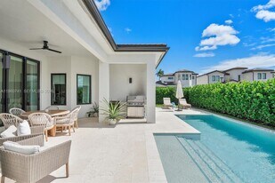 3502 Ashwood Cir N in Fort Lauderdale, FL - Building Photo