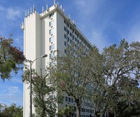 Building Photo - Hillcrest Hampton House - 55+ Apartments in Orlando, Florida