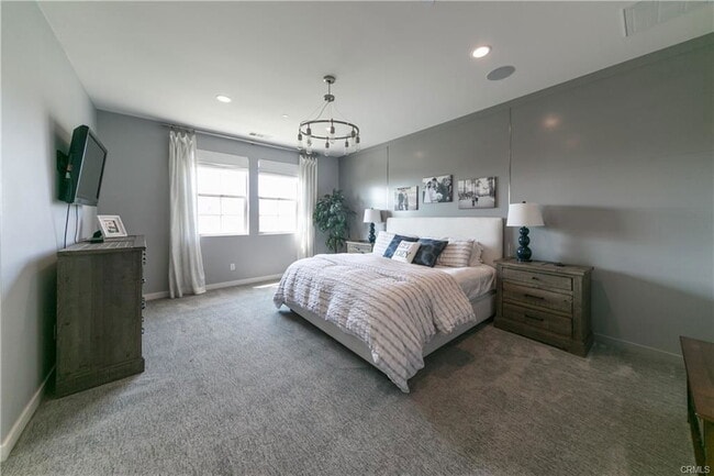 308 Finch in Lake Forest, CA - Building Photo - Building Photo