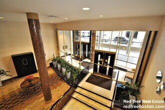 101 Monmouth St in Brookline, MA - Building Photo - Building Photo