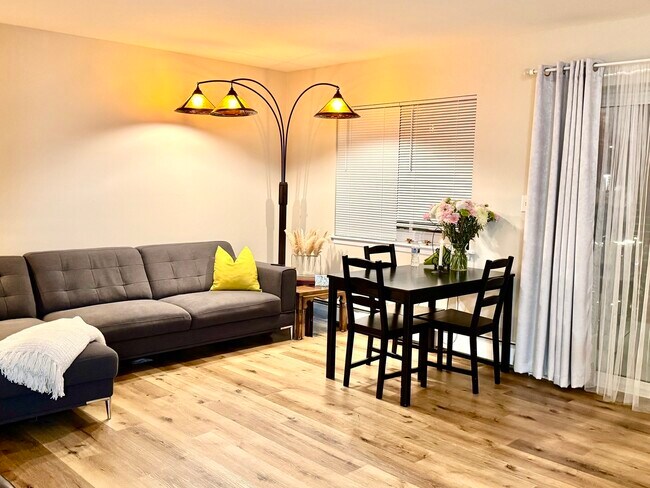 535 S Cleveland Ave in Arlington Heights, IL - Building Photo - Building Photo