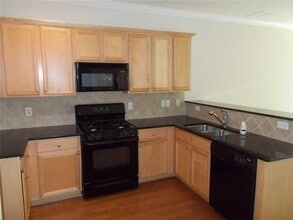 1022 Firethorne Pass in Cumming, GA - Building Photo - Building Photo