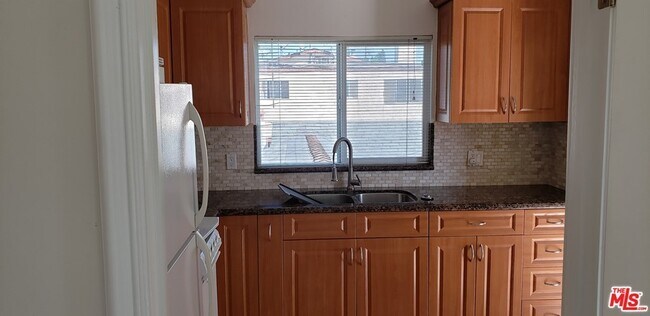 1645 Franklin St in Santa Monica, CA - Building Photo - Building Photo