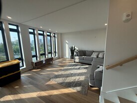 1714 Washington St, Unit 6C in Boston, MA - Building Photo