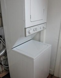 487 E Broadway, Unit 3 photo'