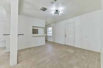 11411 Murr Way in Houston, TX - Building Photo - Building Photo