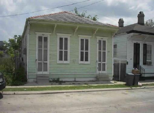 2435-2437 1st St in New Orleans, LA - Building Photo