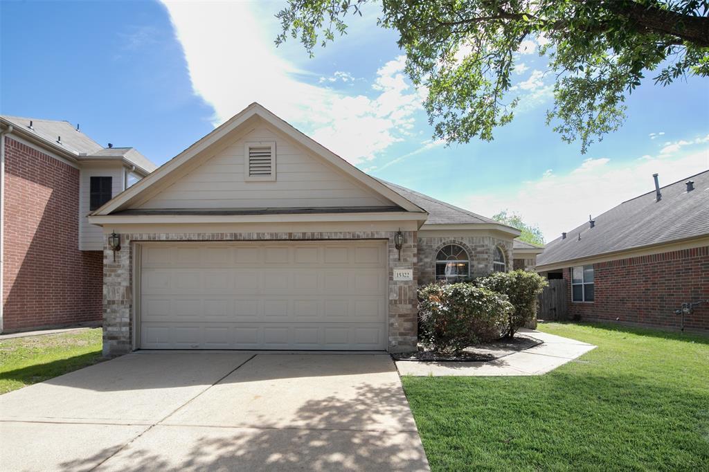 15322 Day Trip Trail in Cypress, TX - Building Photo