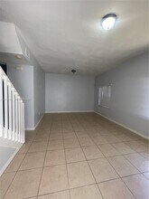 10666 SW 7th St in Pembroke Pines, FL - Building Photo - Building Photo
