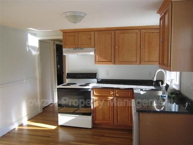 4 Short Way in Yarmouth, MA - Building Photo - Building Photo
